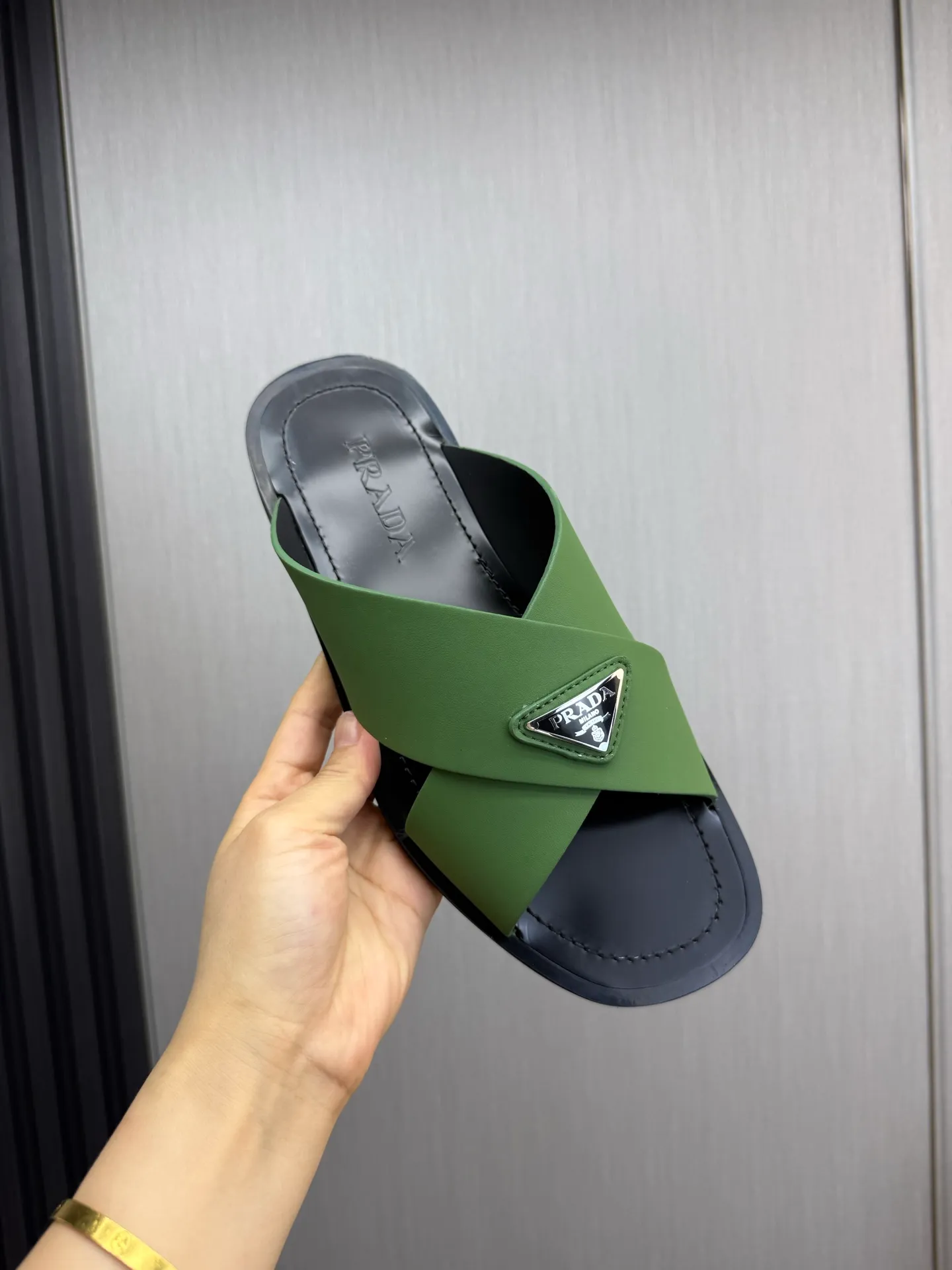 Factory price 340💰 ＰＲＡＤＡPrada - popular men's slippers hot sale 🔥 🩴Official website one to one production 38-45 sizes 45 46 🉑️Customized!